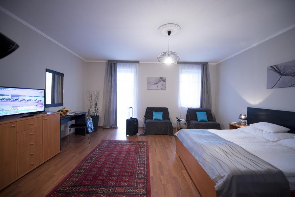 Salt Hill Apartmanok Egerszalók Exterior foto