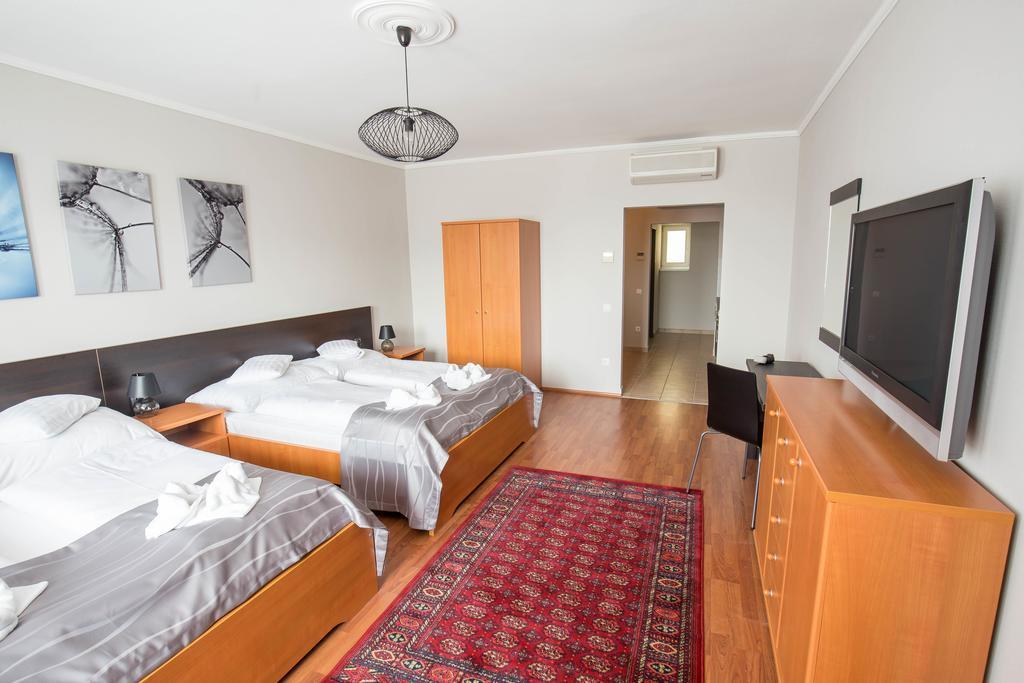 Salt Hill Apartmanok Egerszalók Exterior foto