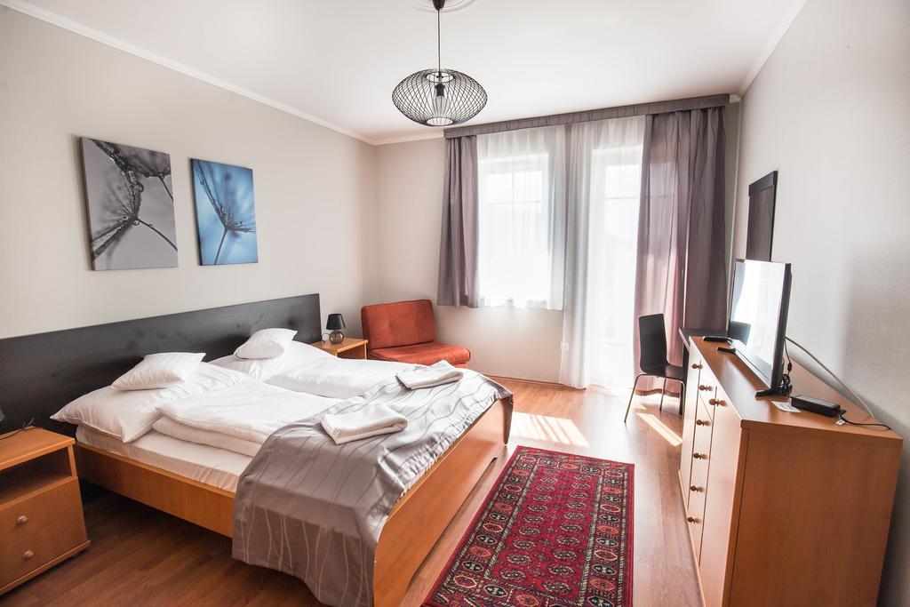 Salt Hill Apartmanok Egerszalók Exterior foto